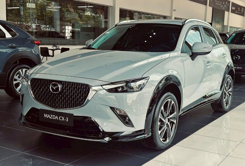 Với hơn 500 triệu, khách Việt có thể 'bóc tem' được những mẫu xe gầm cao nào?