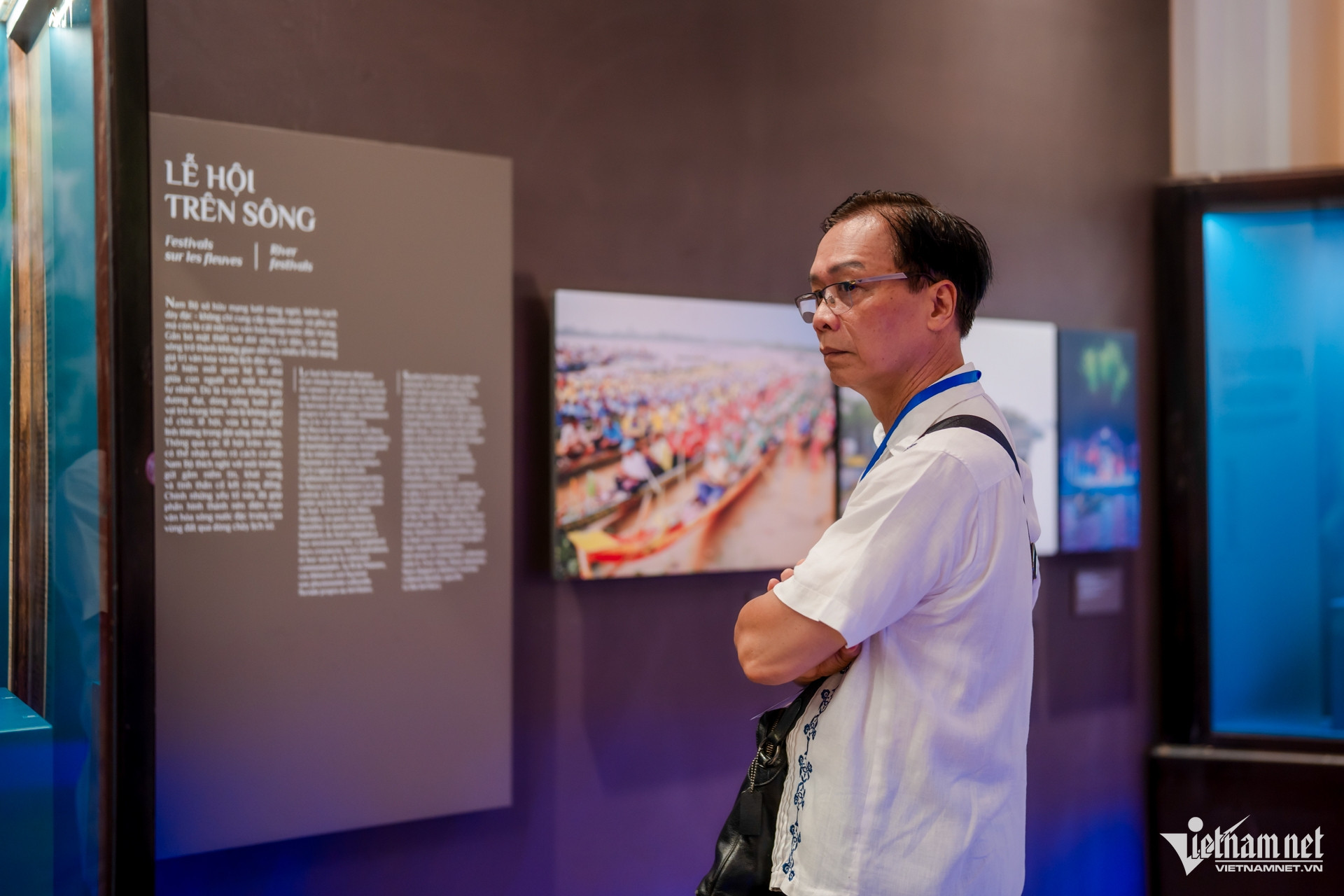 W-triển lãm sông nước nguyễn huế 8.jpg