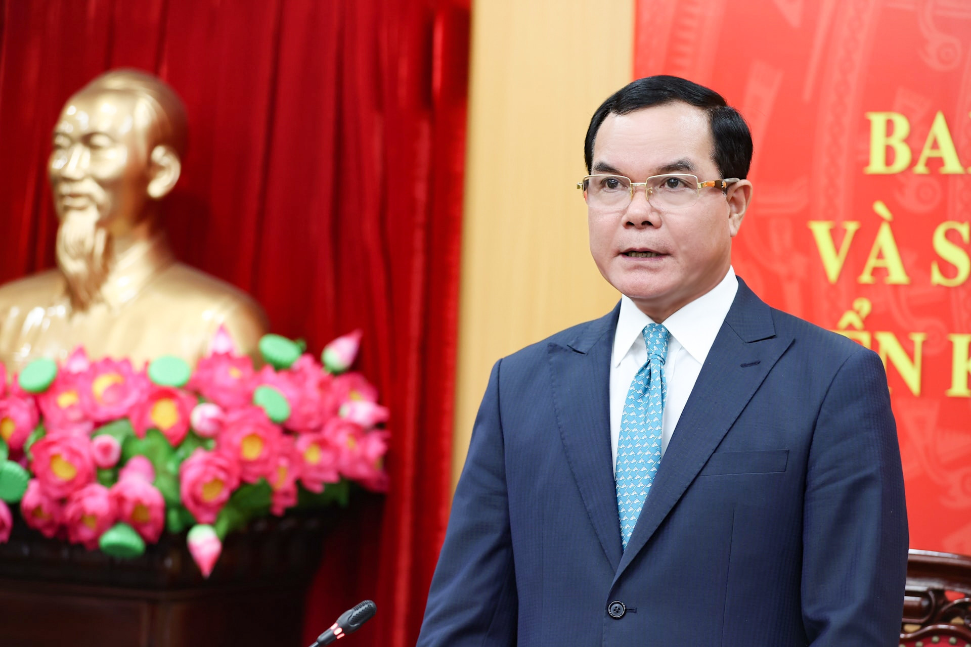 gan chat cong tac xay dung dang voi thuc hien nhiem vu chinh tri cua tung co quan don vi 9c602720b06544119e1158211681bcd 2804.jpg