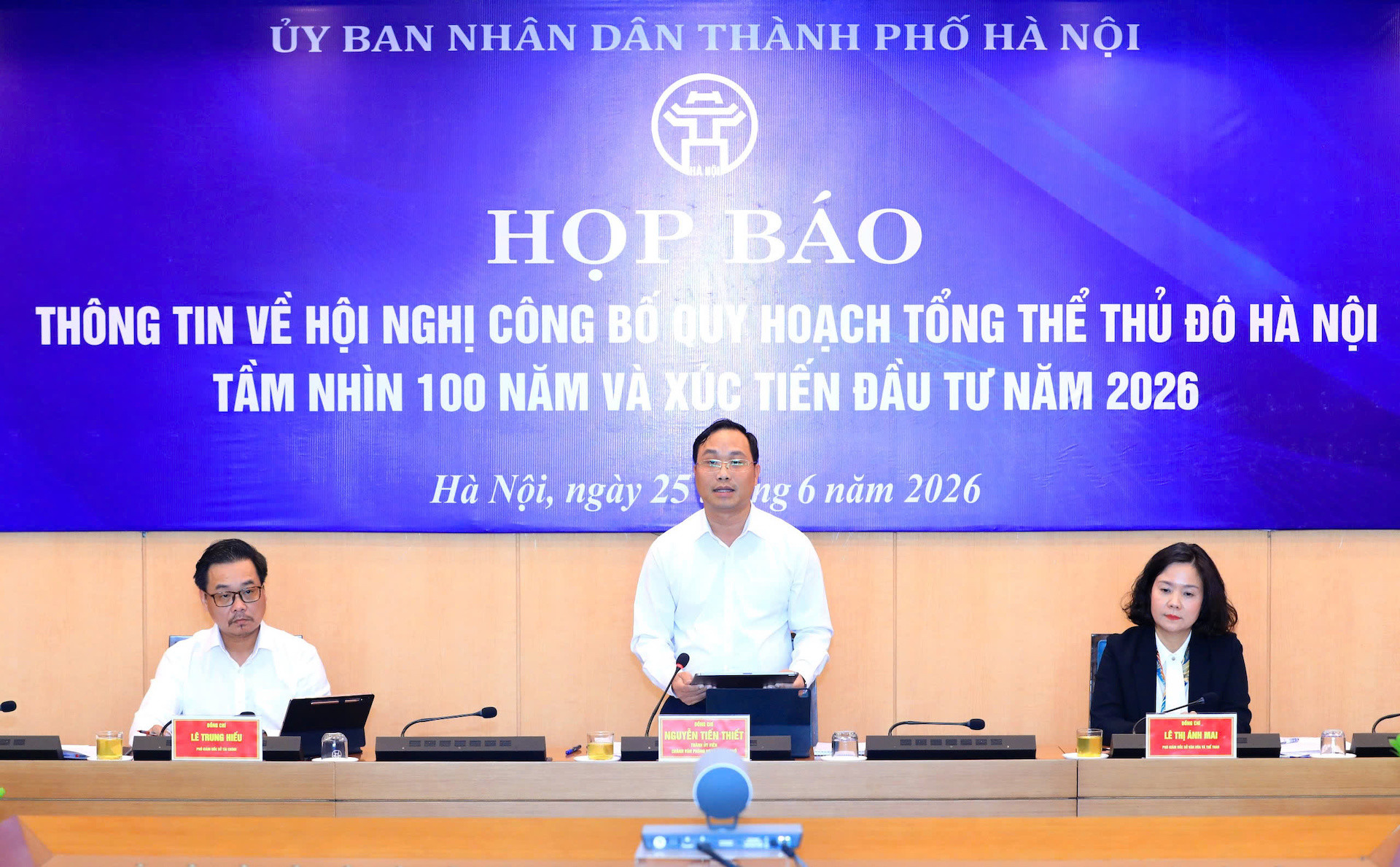 họp báo 1.jpg