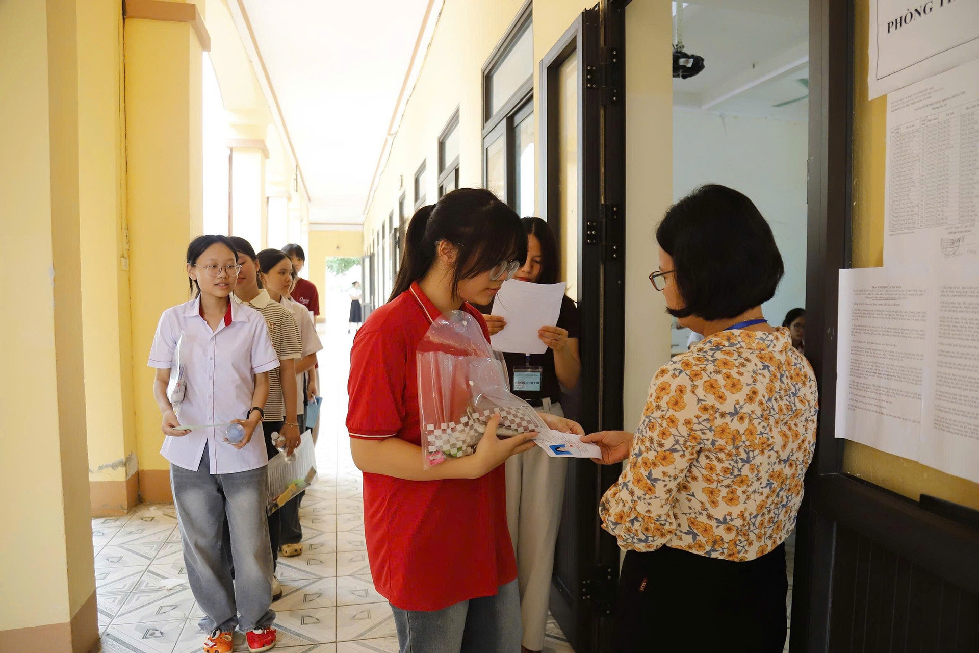 Phú Thọ công bố điểm chuẩn trúng tuyển vào lớp 10, thấp nhất 6,25 điểm