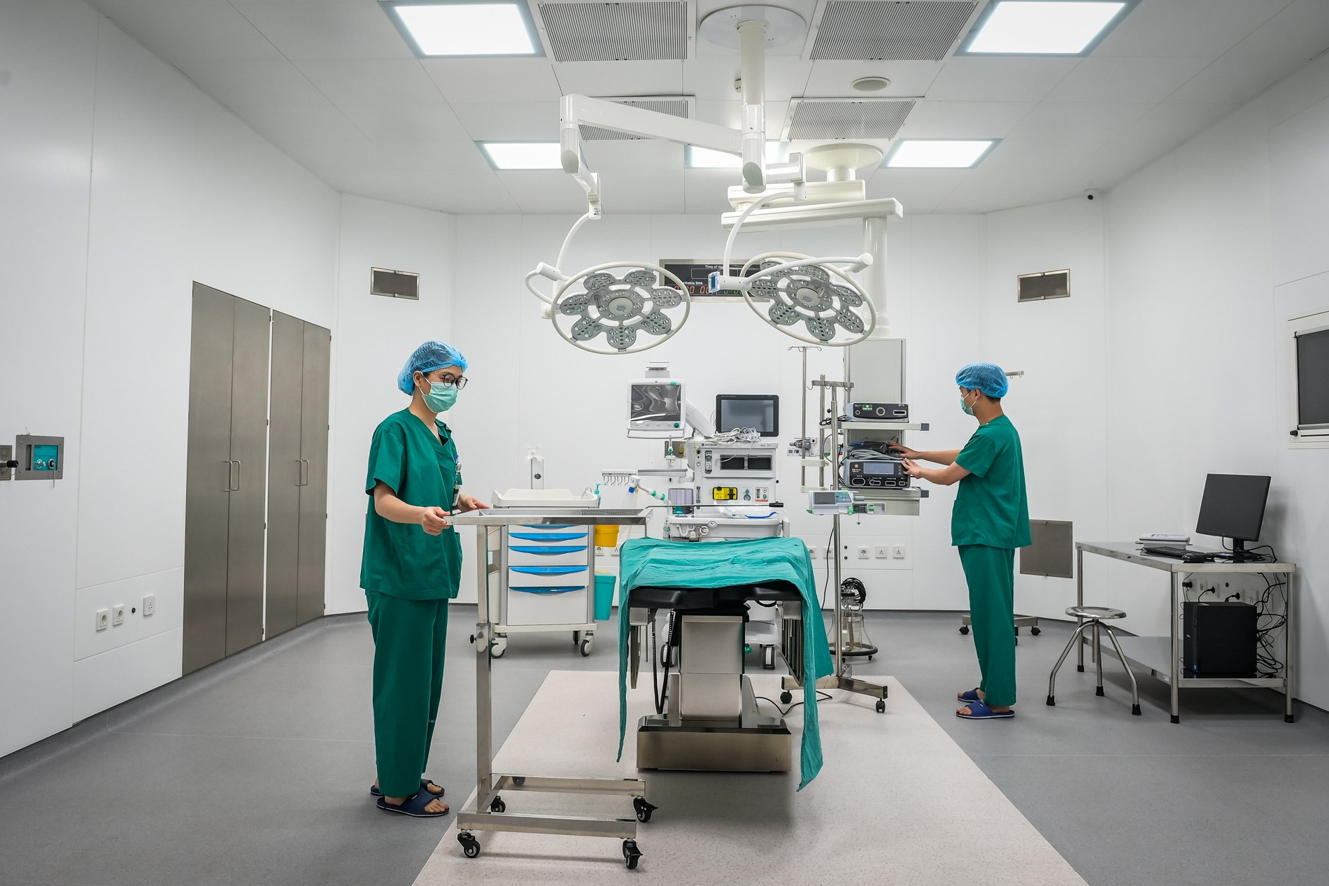 Bác sĩ ở Bệnh viện Việt Đức, Bạch Mai cơ sở 2 được hỗ trợ 15,6 triệu đồng/tháng