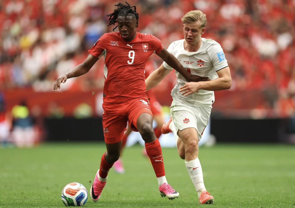 thuy si vs canada.jpg