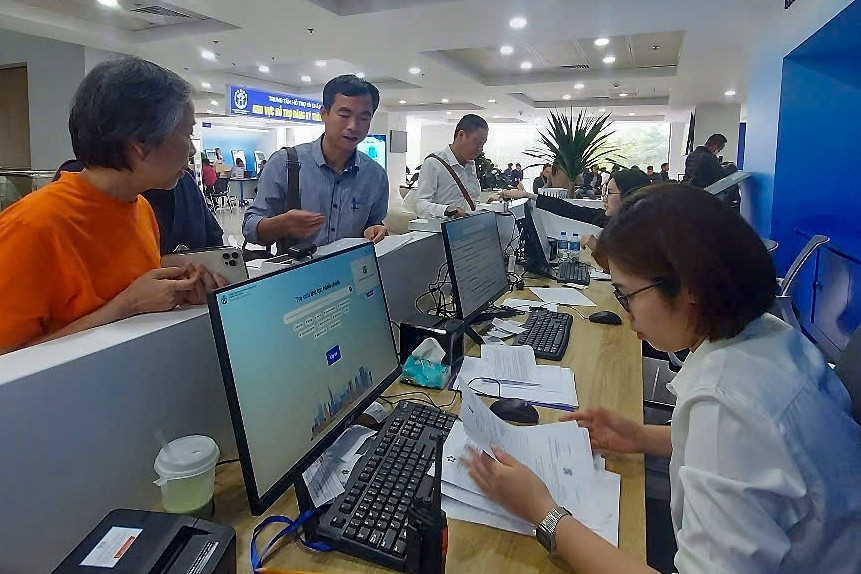 Vụ cụ bà 97 tuổi ở Hà Nội ủy quyền nhận lương hưu: ‘Các cán bộ khác cần coi như bài học’