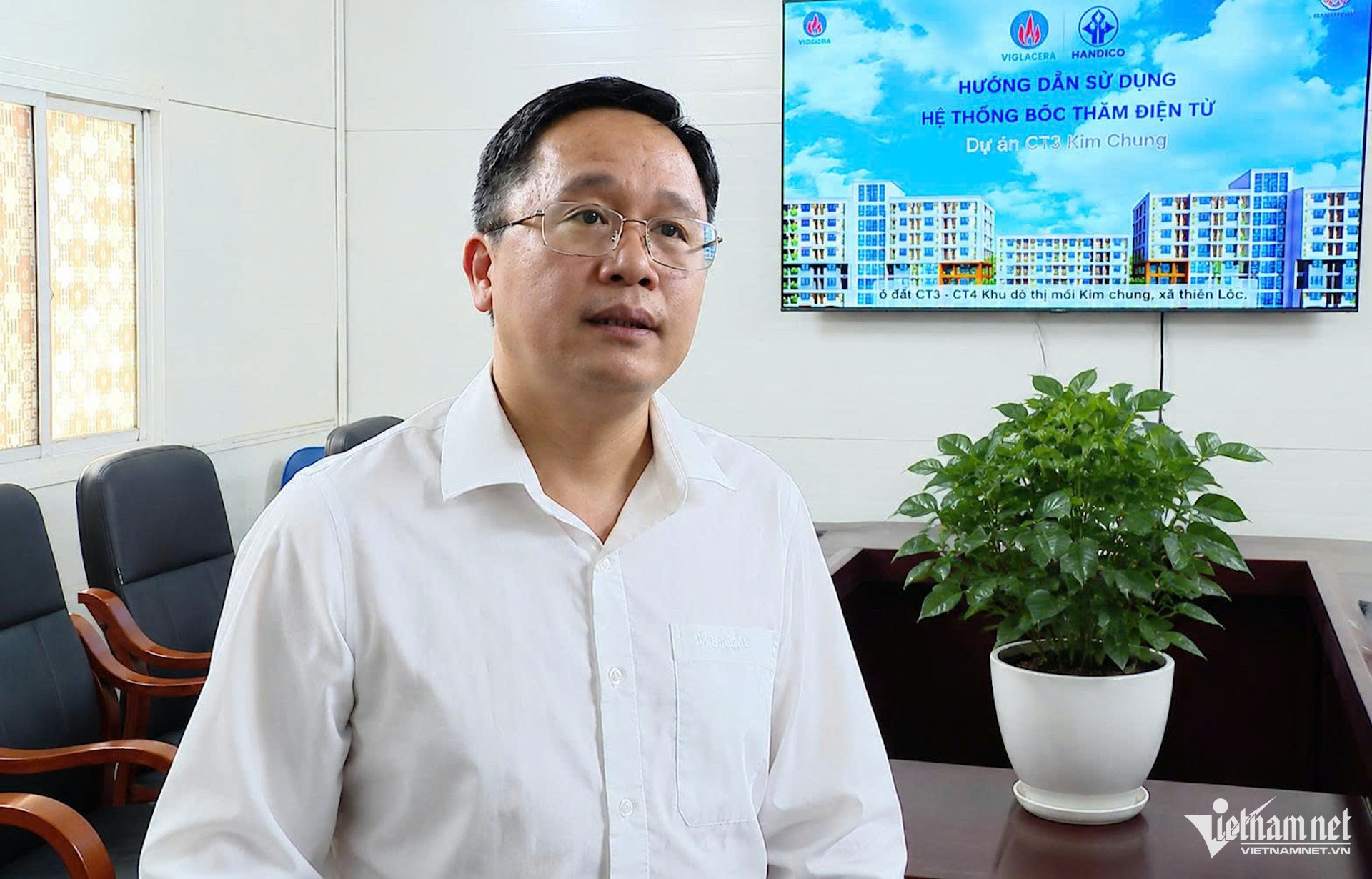 W-nha o xa hoi kim chung vietnamnet.jpg