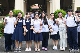 W-thi 10 TPHCM Nguyễn Huế 59.jpg