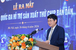 2606 trung tam sx thu chip ban dan anh Lich.jpg