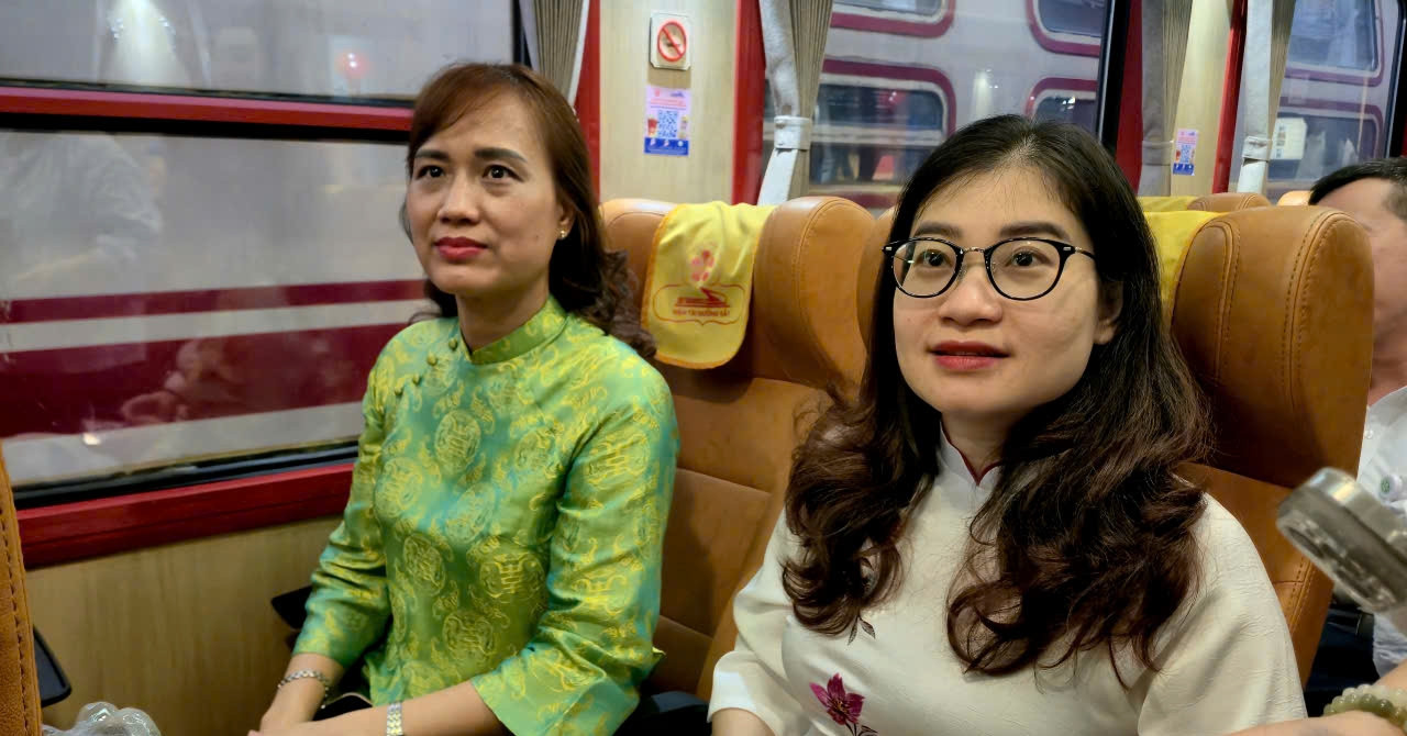 Bác sĩ Bệnh viện Bạch Mai đi tàu về cơ sở Ninh Bình: &amp;apos;Trải nghiệm rất đặc biệt&amp;apos;