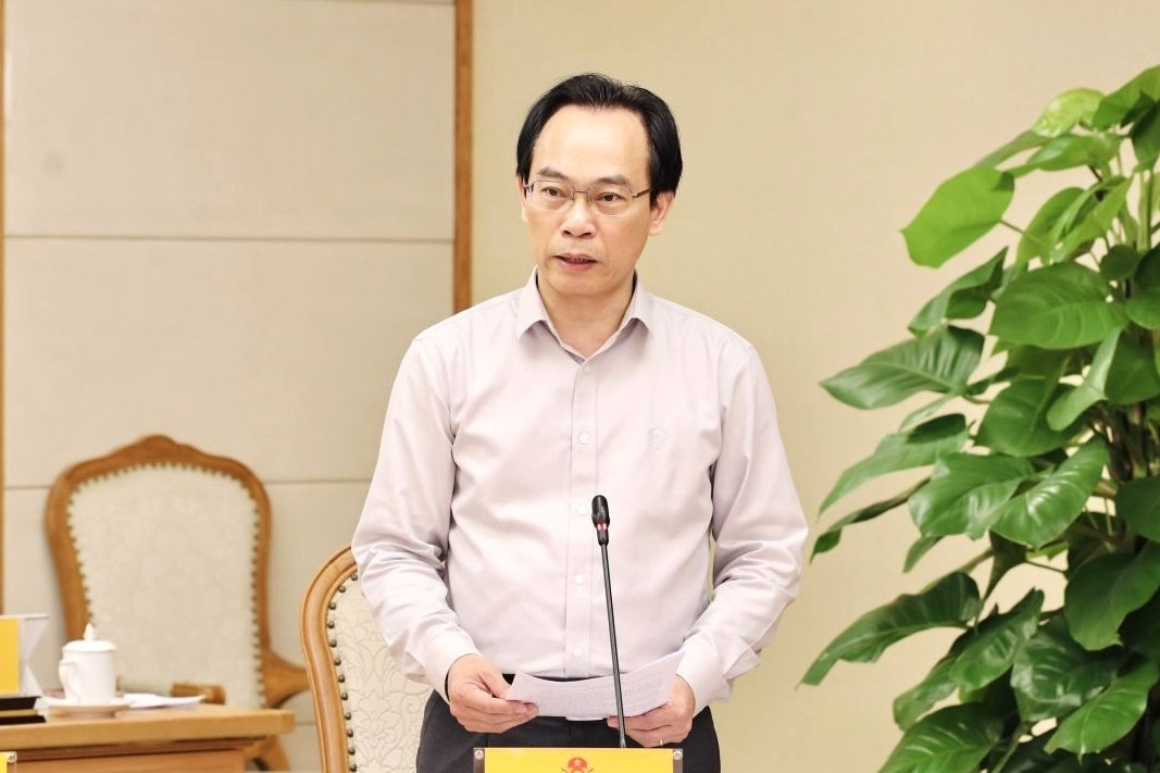 Bộ trưởng GD-ĐT: 'Không phải không có người dạy mà giáo viên đang quá tải'