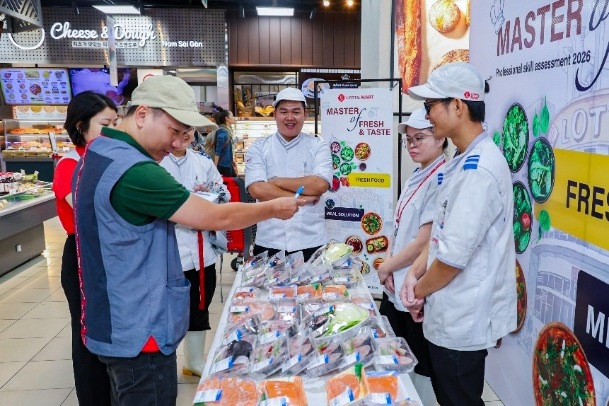 Cách Lotte Mart mang đến dịch vụ chuyên nghiệp, bắt đầu từ đội ngũ nhân viên
