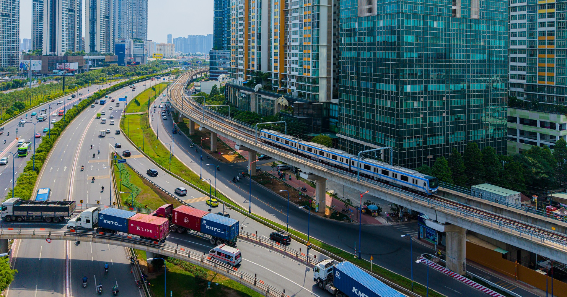 Cùng một khu vực ở TPHCM, giá căn hộ chênh nhau tới 5 lần