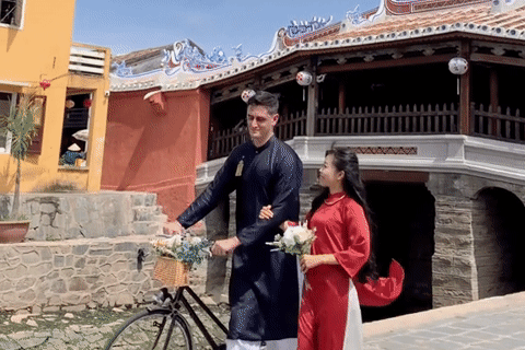 Đám cưới 200 khách ở Việt Nam khiến chú rể Đức tưởng đi nhầm tiệc âm nhạc