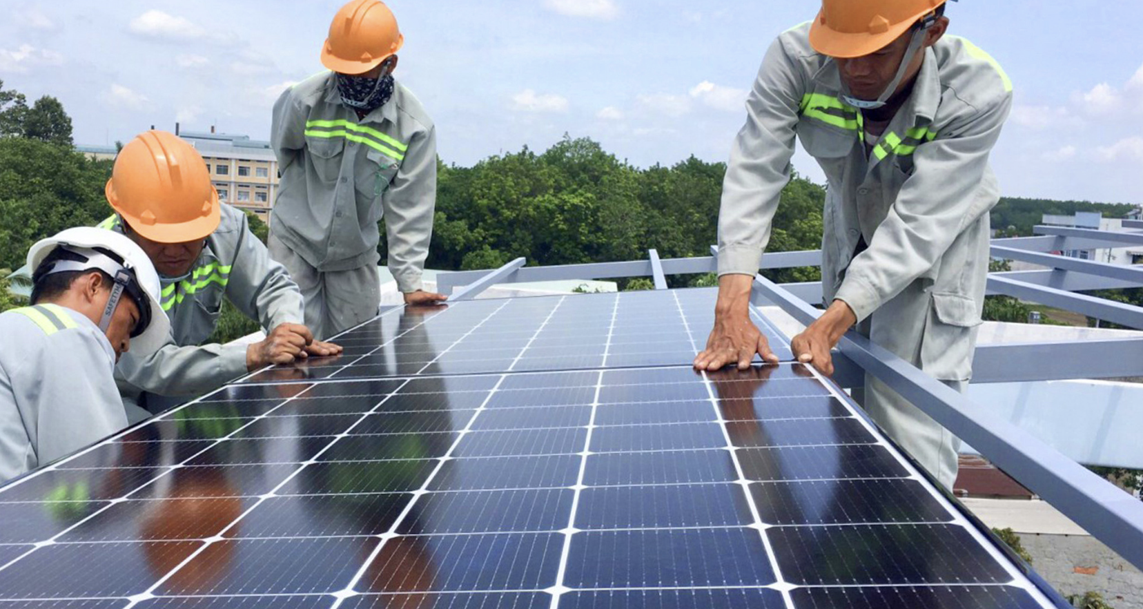 Điện mặt trời mái nhà: Được bán điện dư vượt 50% trong một số trường hợp
