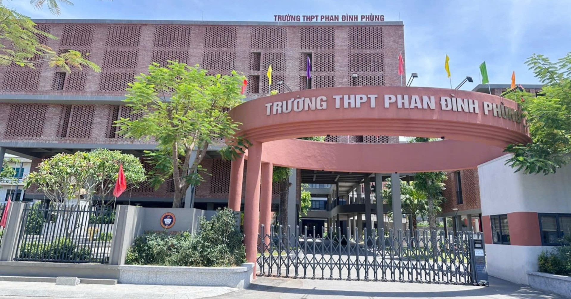 Hà Tĩnh dự kiến tăng chỉ tiêu lớp 10 sau ồn ào 8 điểm/môn vẫn có nguy cơ trượt