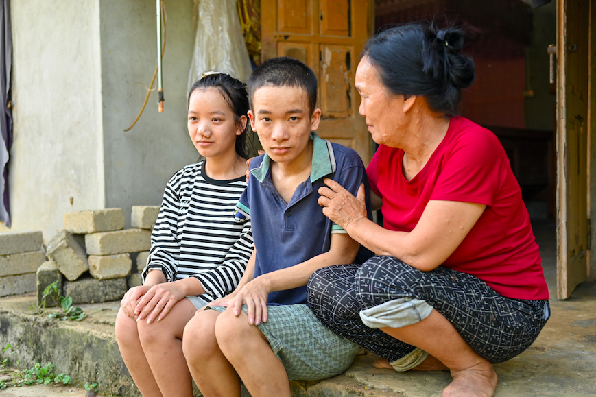 Những kỷ vật ngả màu và nỗi lo chưa dứt của gia đình cựu chiến binh