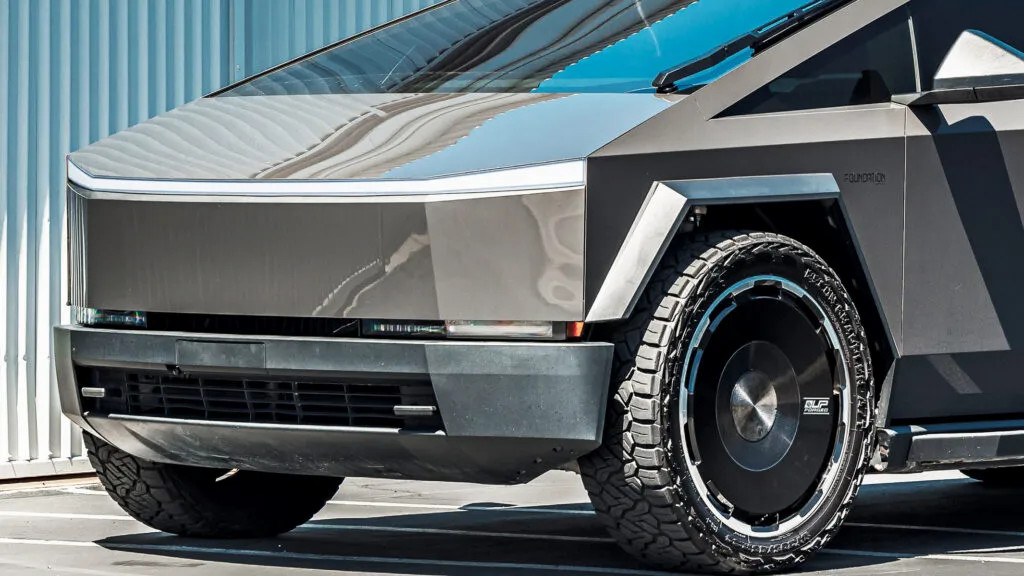 Tesla Cybertruck UP Forged CYBRDISC 24 inch Wheels Unplugged Performance 3840px 18aaa copy 1024x576.webp