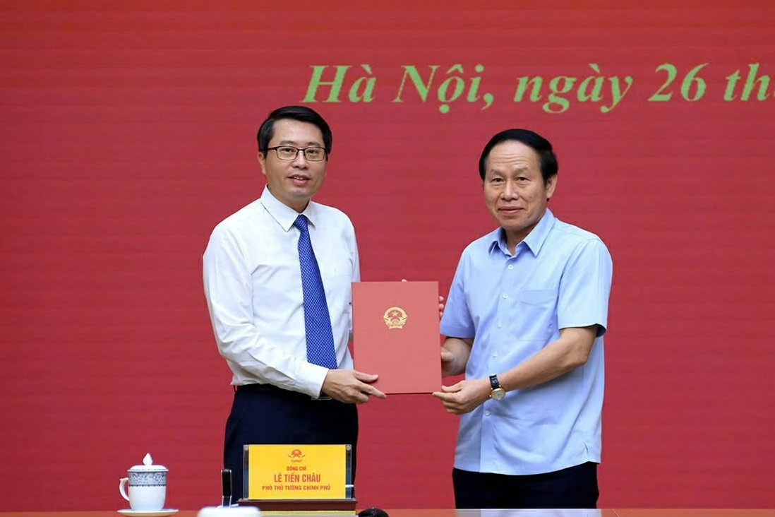 Thủ tướng bổ nhiệm ông Trần Anh Tiến giữ chức Phó Chủ nhiệm Văn phòng Chính phủ