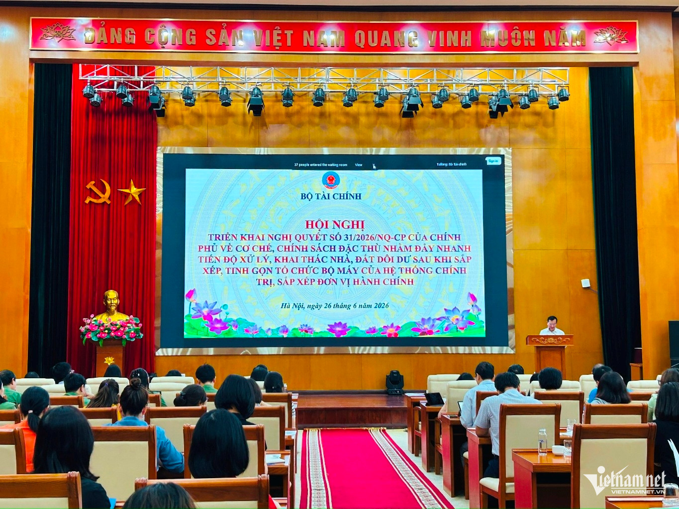 W-hoi nghi bo tai chinh.jpg