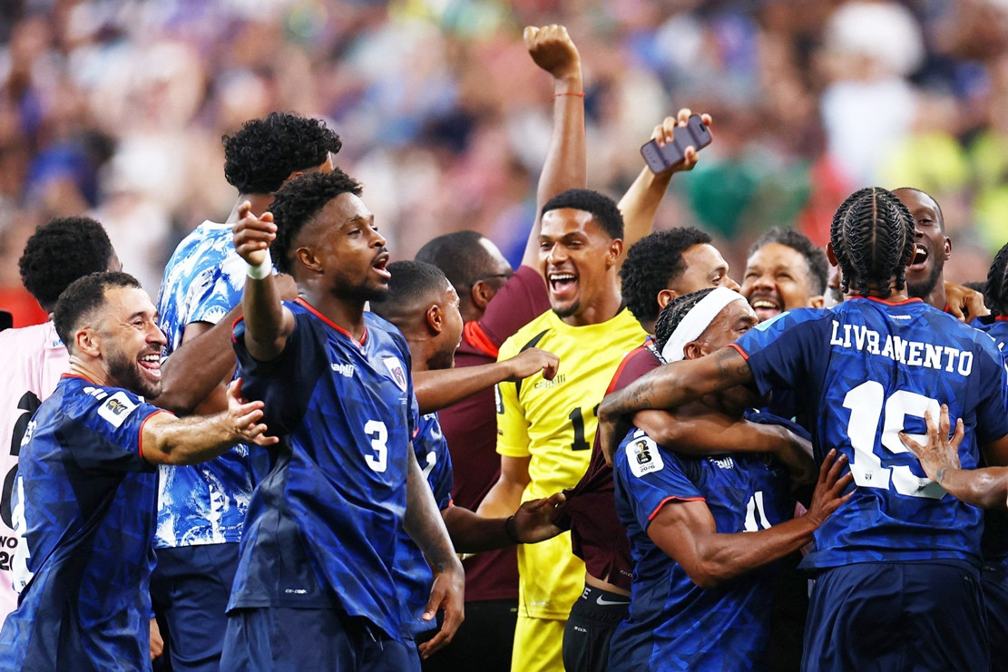 Cape Verde tạo nên kỳ tích, gặp Argentina ở vòng 1/16 World Cup