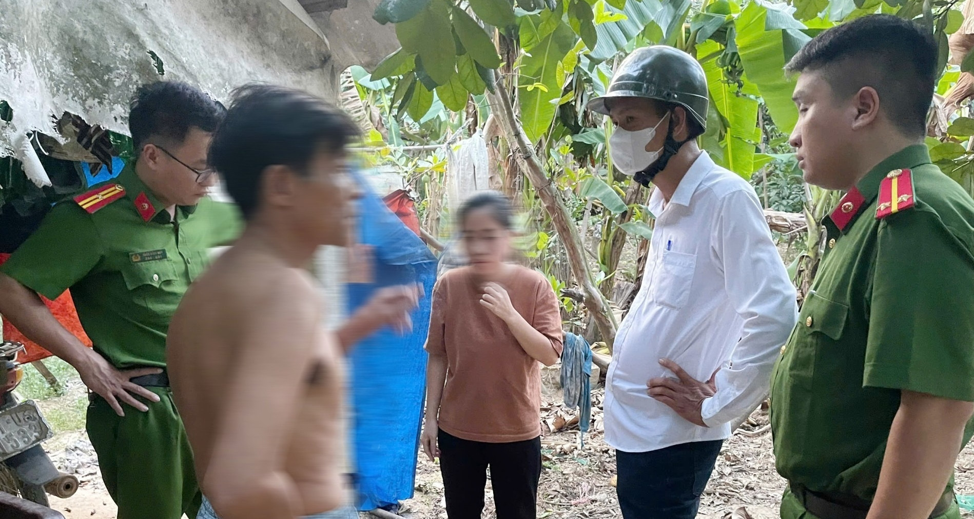 Đã tìm thấy hai mẹ con ở Thái Nguyên rời nhà cùng người đàn ông áo trắng tại Huế