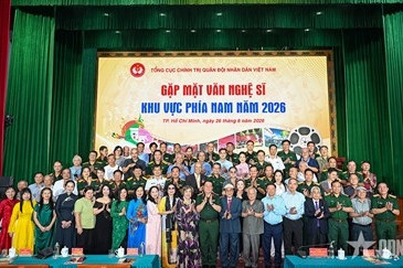 Đại tướng Nguyễn Trọng Nghĩa chủ trì gặp mặt đại biểu văn nghệ sĩ phía Nam