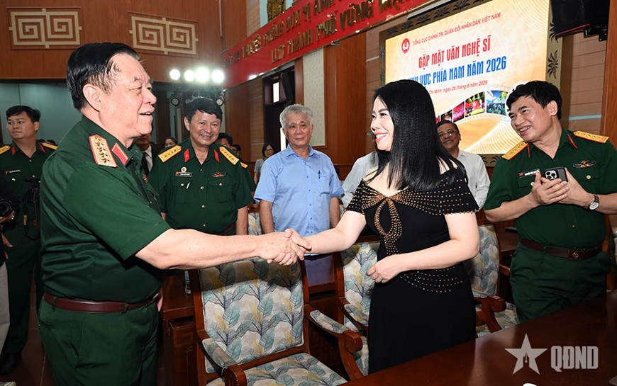 Đại tướng Nguyễn Trọng Nghĩa chủ trì gặp mặt đại biểu văn nghệ sĩ khu vực phía Nam