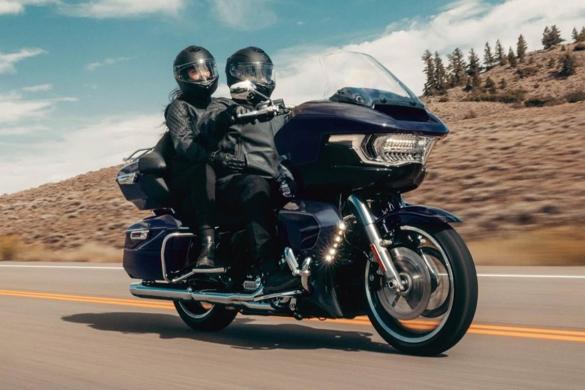 Harley Davidson Road Glide.jpg