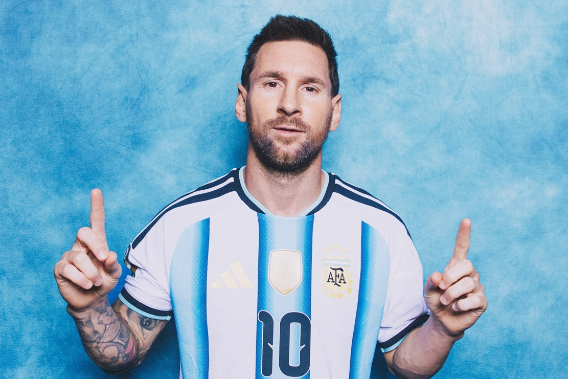 Lionel Messi bị loại khỏi trận đấu của Argentina