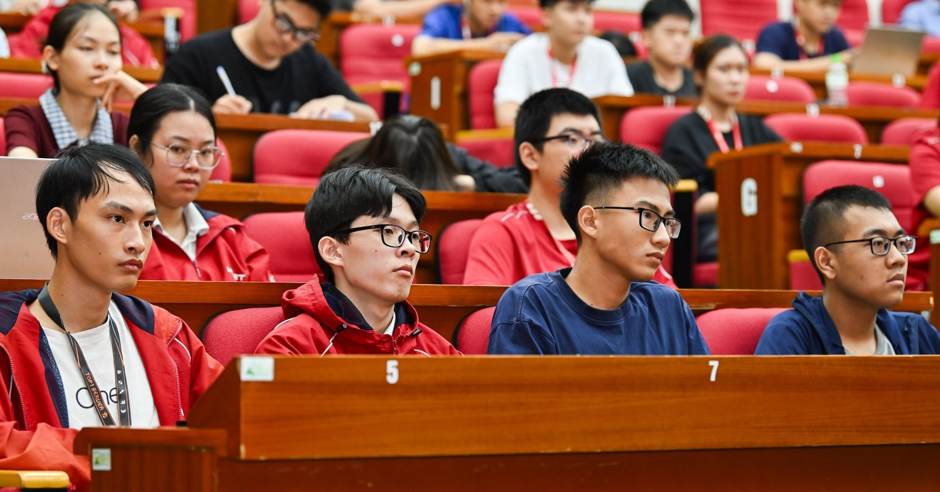 Hơn 30.000 sinh viên trúng tuyển năm 2026 sẽ nhận học bổng 37-55 triệu đồng/năm