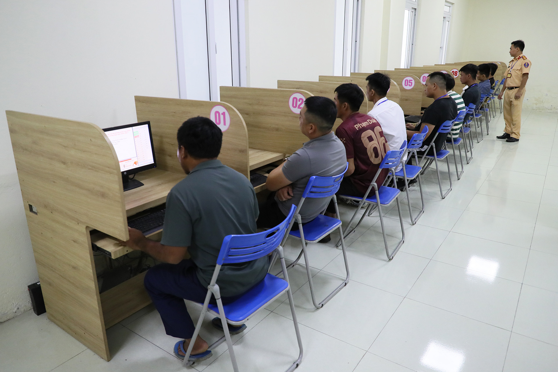 Bộ Công an chính thức bỏ bài thi mô phỏng trong sát hạch lái xe