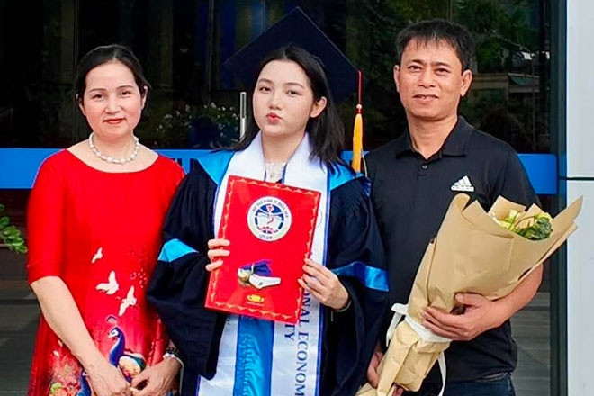 Cha mẹ ly hôn, cô gái Thái Nguyên được sống '2 cuộc đời' nhờ cha dượng