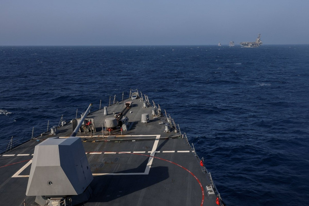 HH9zcfRXsAQmpyg.jpg