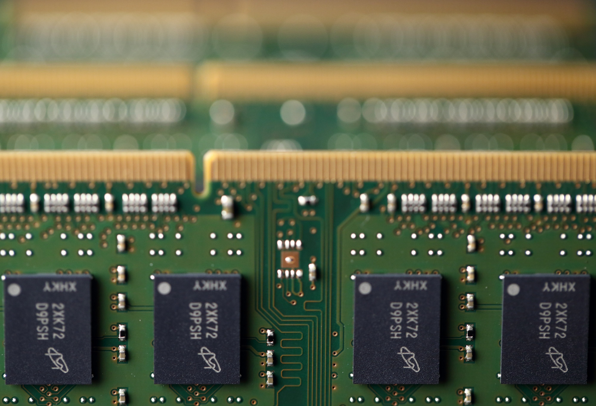 micron chip bloomberg