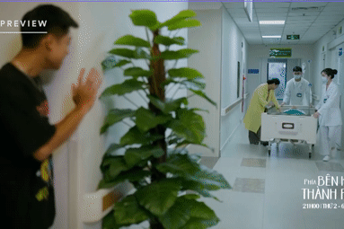 'Phía bên kia thành phố' tập 22: Cương khóc nấc khi nghe bác sĩ báo tin về Khuê