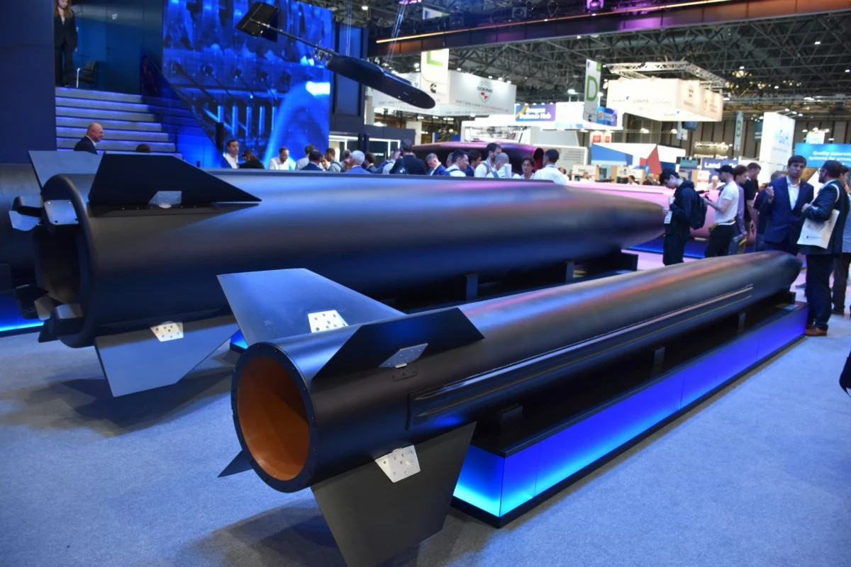 Tên lửa FP 9 Ukraine 2.jpg