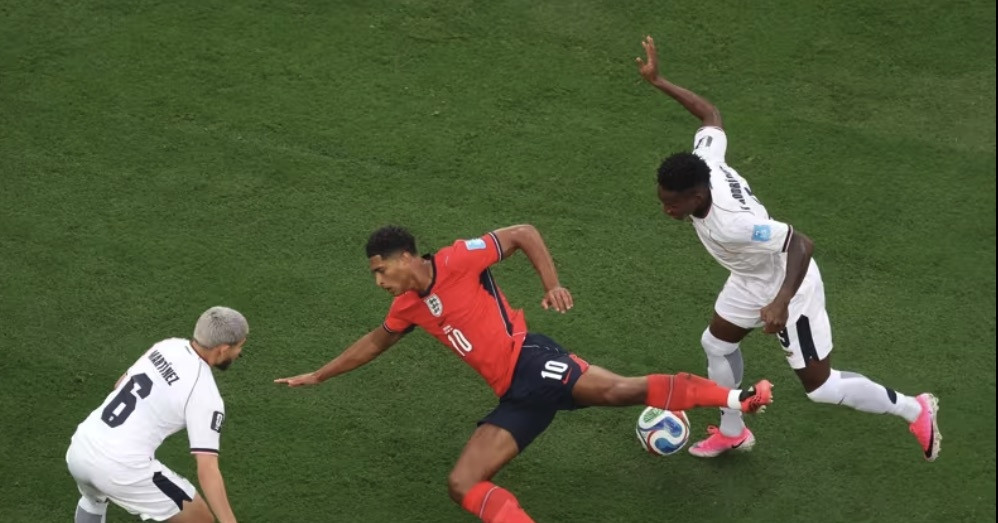 Trực tiếp bóng đá Panama 0-0 Anh: Harry Kane suýt khiến đối thủ phản lưới