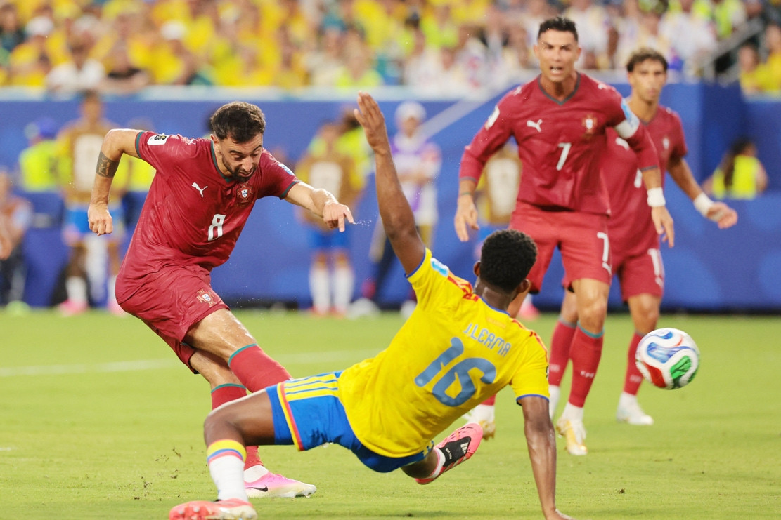 Video bóng đá Colombia vs Bồ Đào Nha: Ronaldo vô duyên