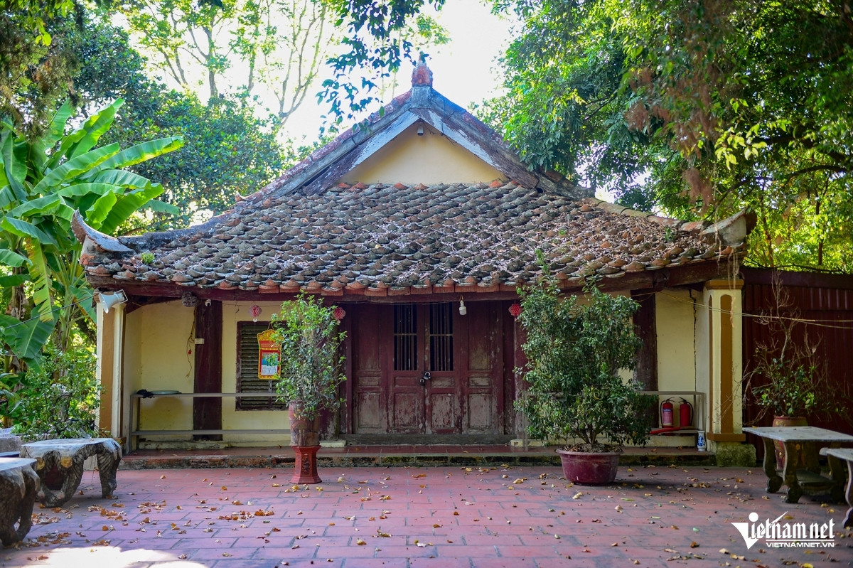 W-a3Ngôi đền cổ ở Thanh Hóa.jpg