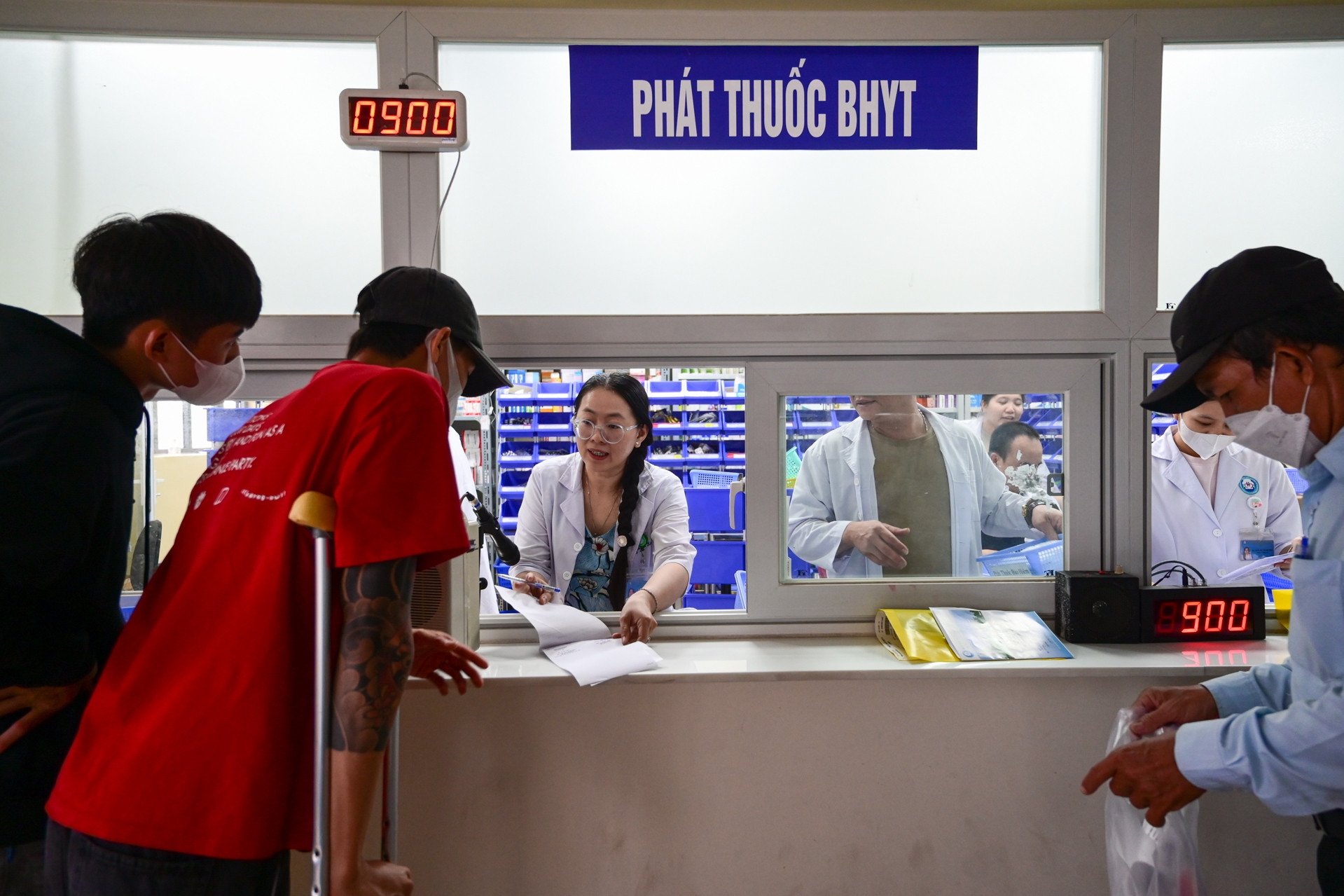 Bộ Y tế trả lời phản ánh mức đóng BHYT hộ gia đình khá cao
