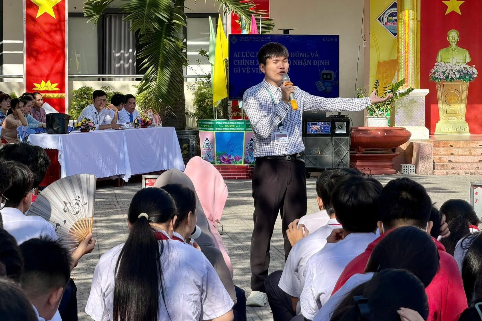 Học sinh tăng mạnh, Đà Nẵng bổ sung hơn 3.300 hợp đồng lao động cho trường công