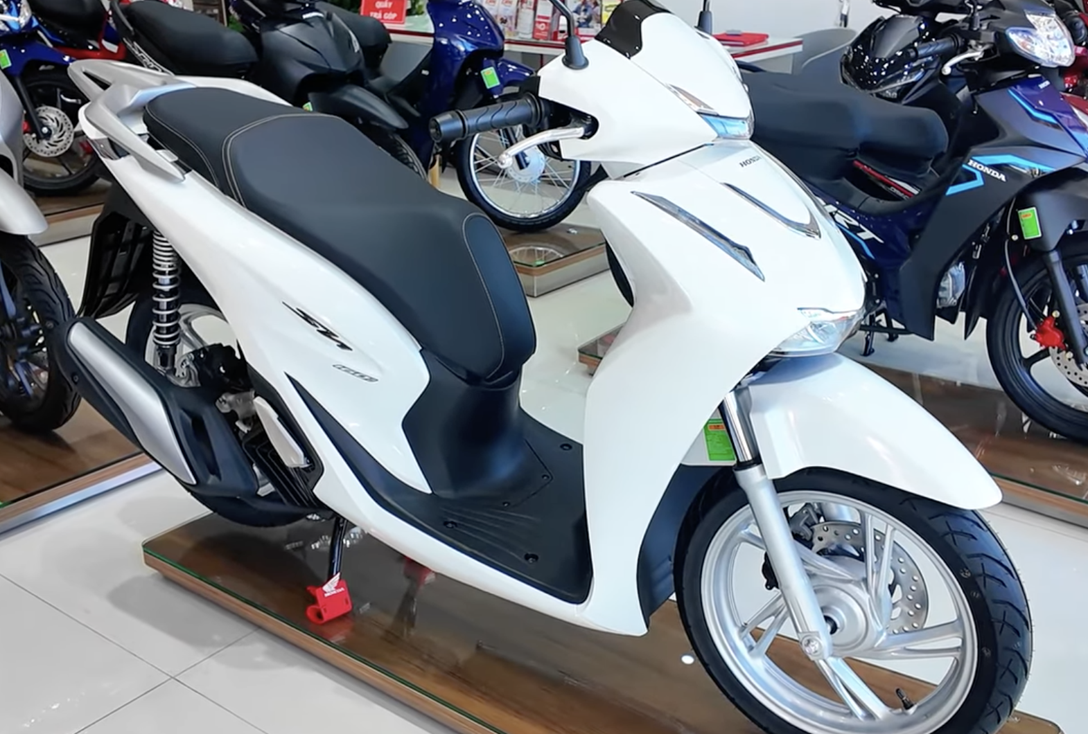 Honda Việt Nam triệu hồi gần 90.000 xe