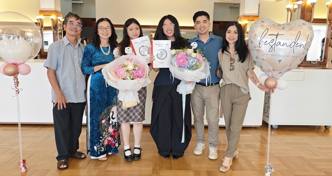 Lễ tốt nghiệp THPT ở Đức hé lộ vì sao nước này không cần kỳ thi đại học