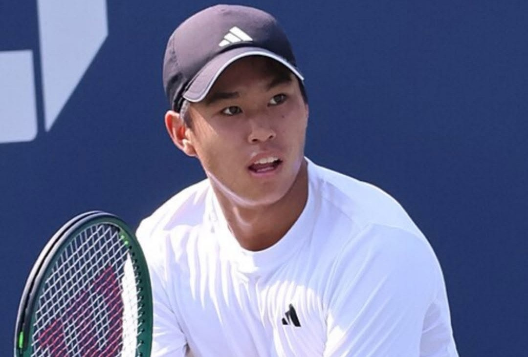 Tay vợt gốc Việt nhọc nhằn vượt ải vòng 1 Wimbledon 2026