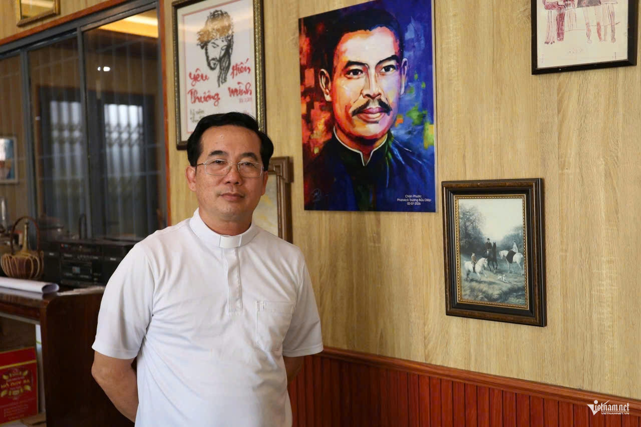 W-tuyen phong chan phuoc -2.jpg