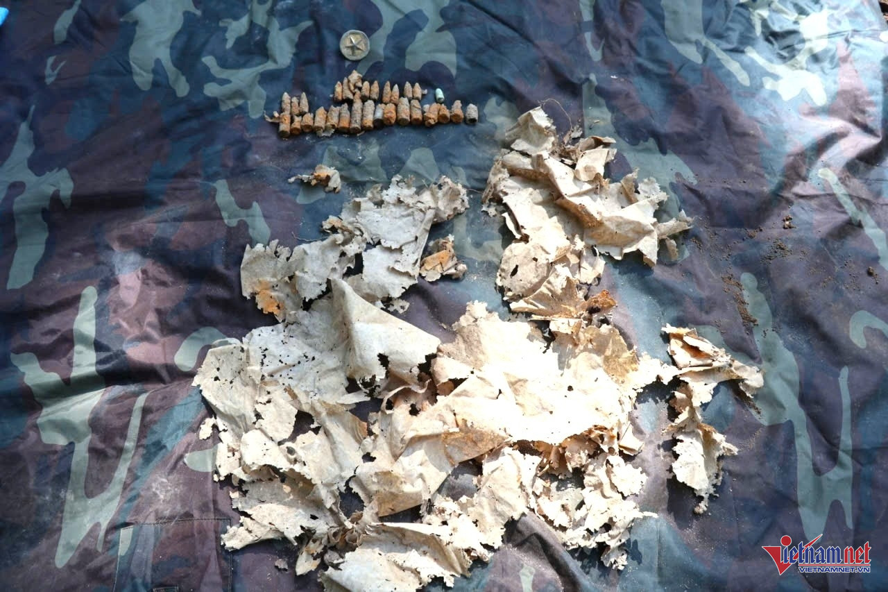 W-z7987090039648_9837267ccd9309be5b422a69d69f82ce.jpg