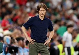 www_thesun_co_uk son heung min south korea 1090834704.jpg