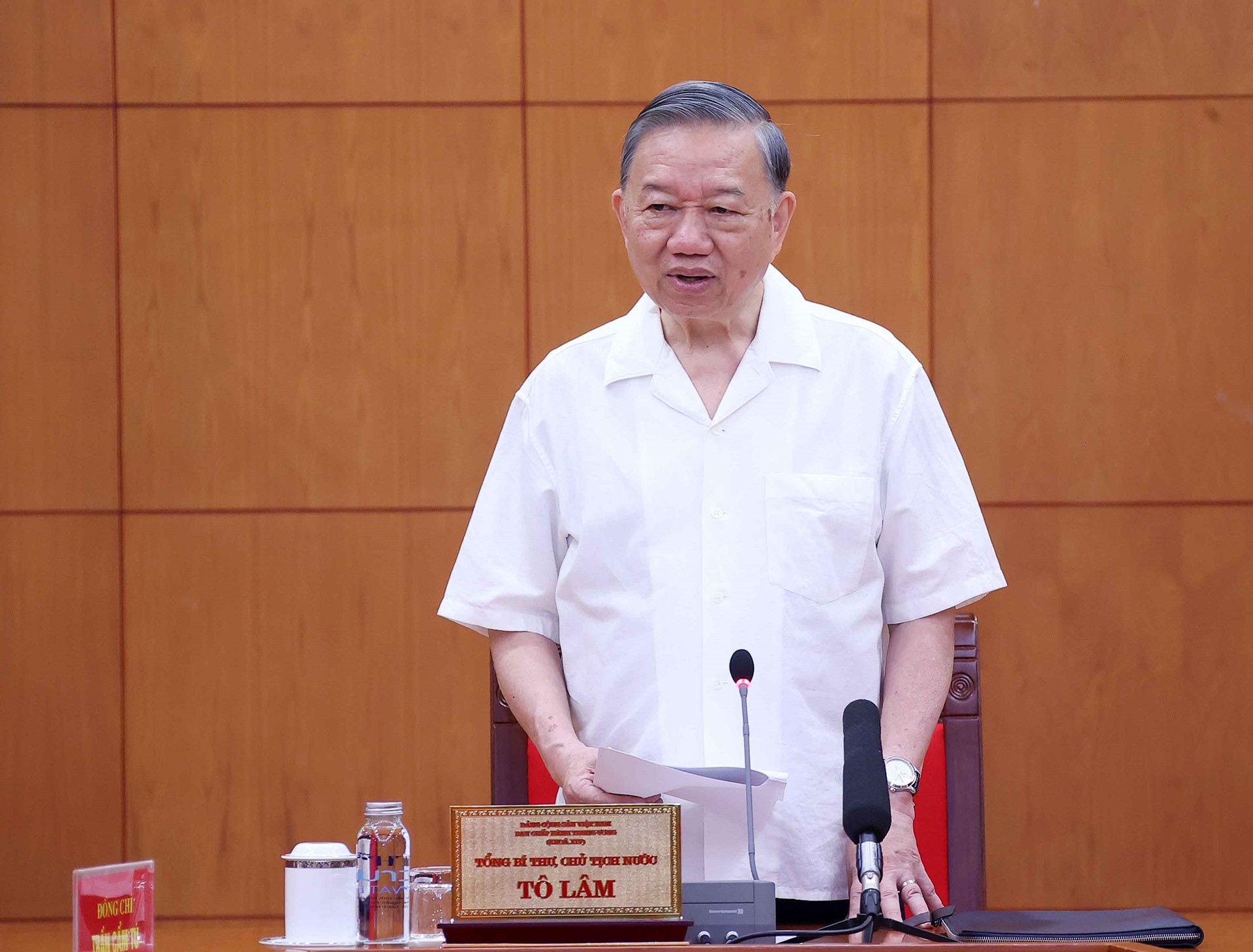 anh 2.jpg