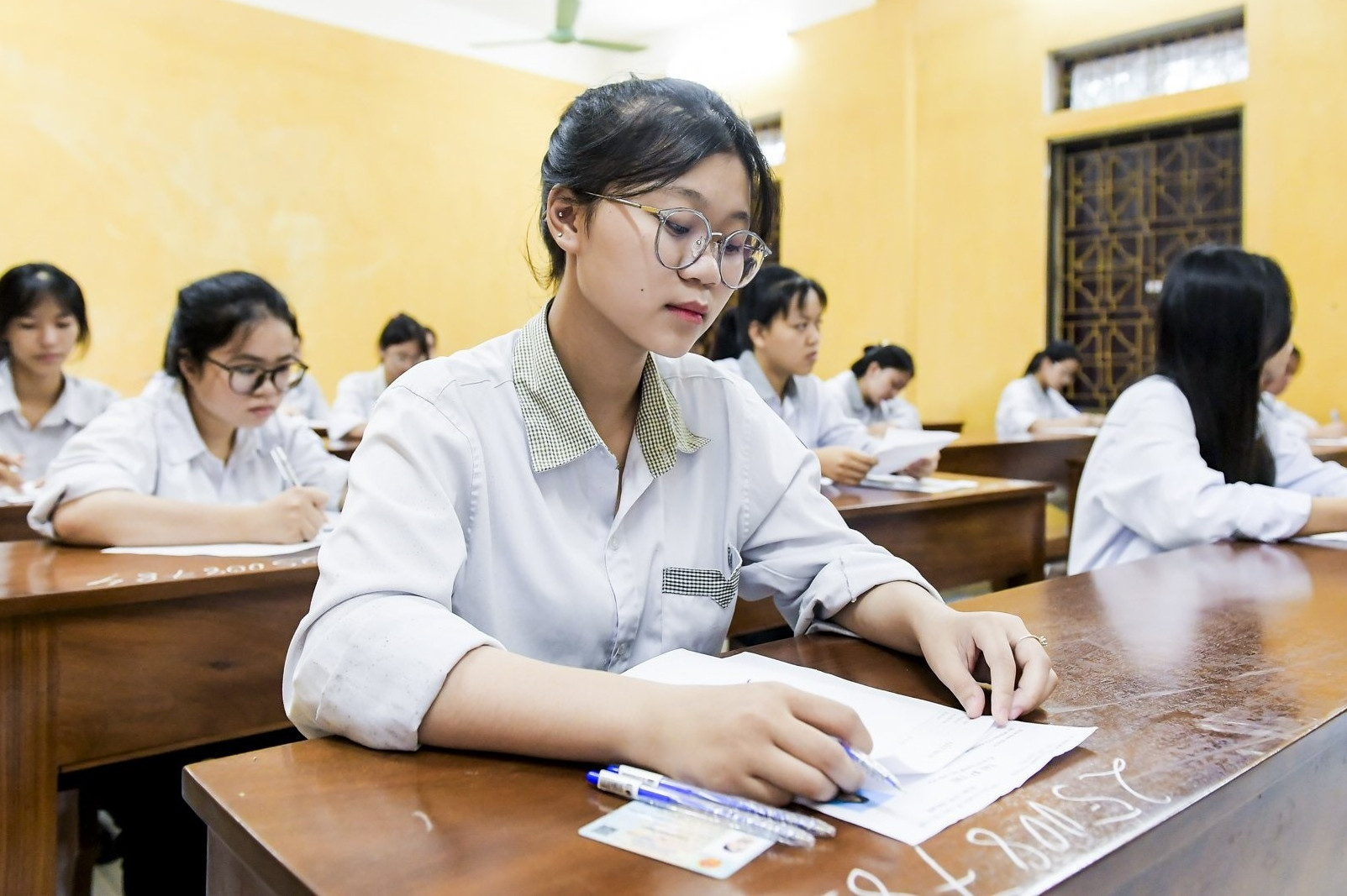 Đề thi thử tốt nghiệp THPT môn Vật lý năm 2026 của tỉnh Ninh Bình kèm đáp án
