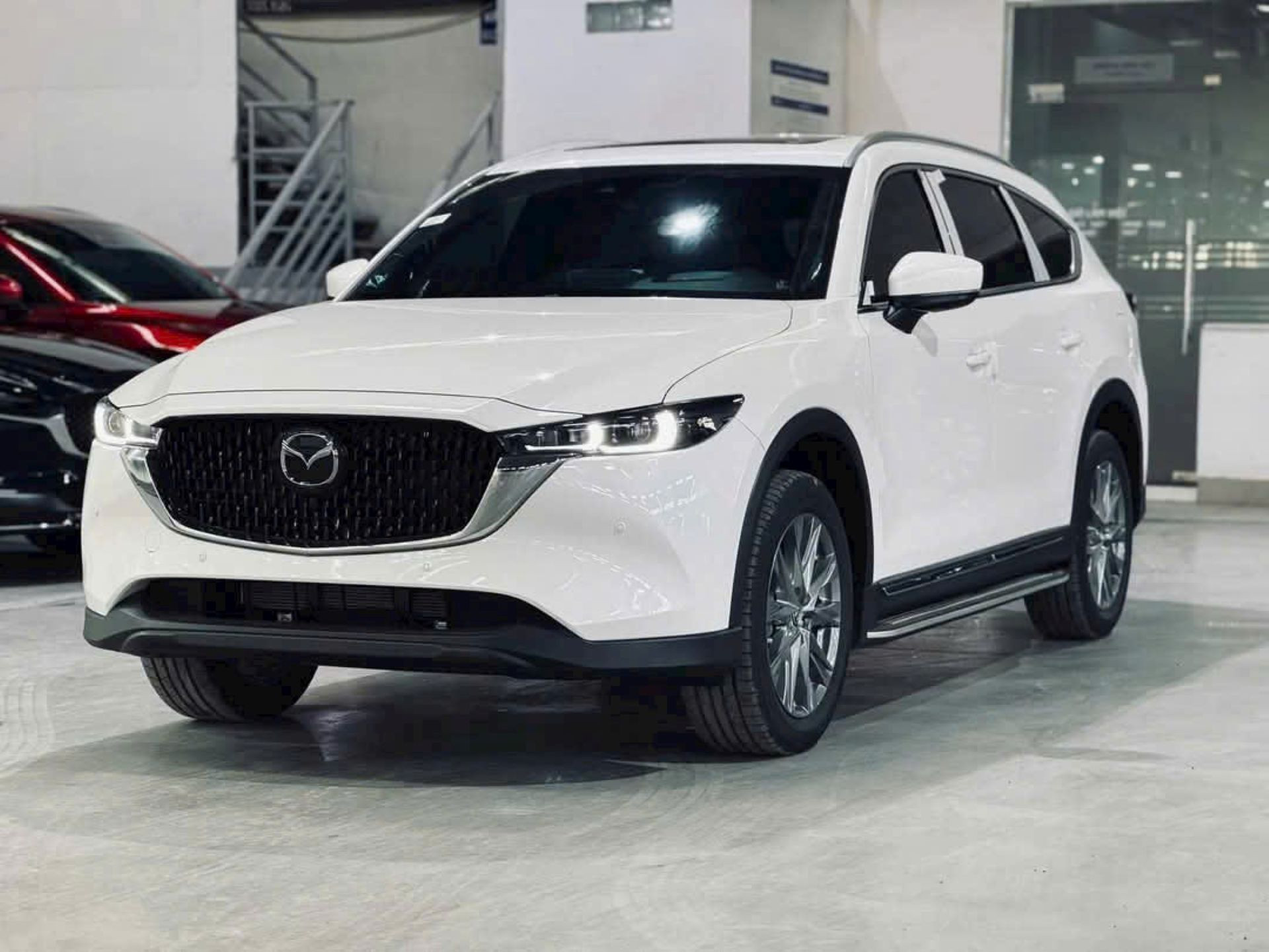 Mazda CX 8 1.jpg