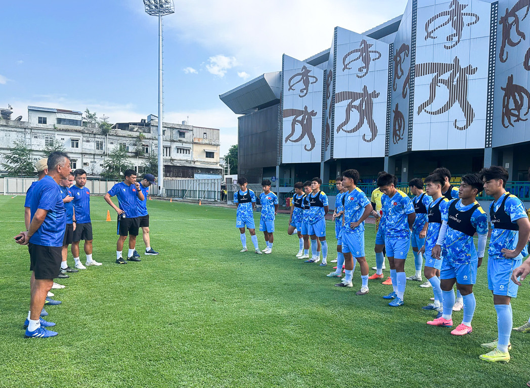 u19 viet nam 1.jpg
